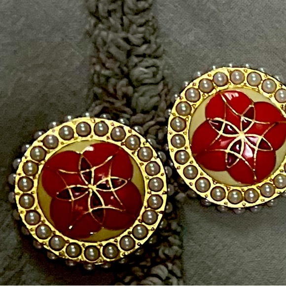 Two pairs Lindsay Phillips snaps. Fits all LP shoes that use snaps. EUC - Picture 2 of 2